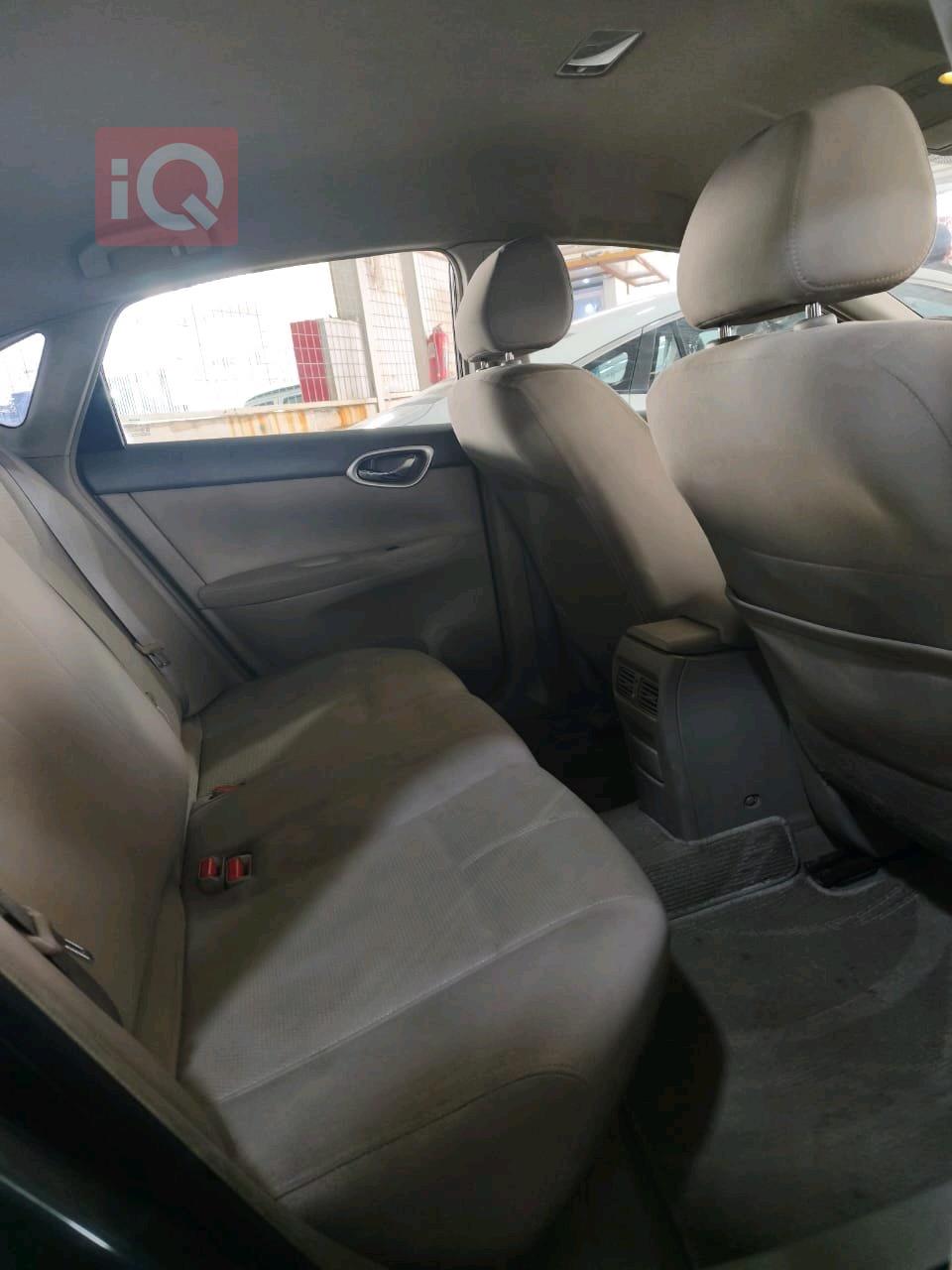 نيسان سنترا